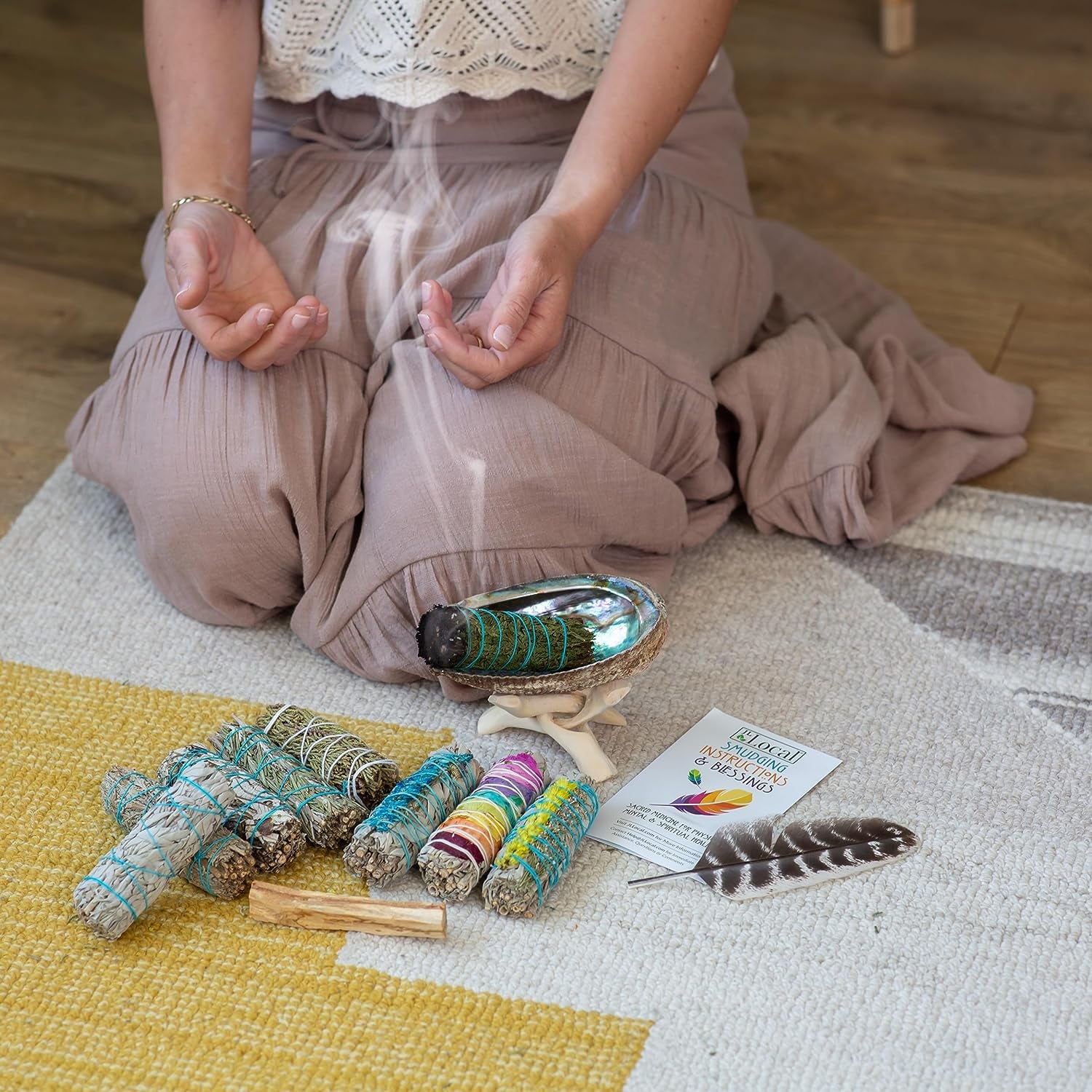 10 Sage Smudge Kit - Flower Sage, White Sage, Blue Sage, Yerba Santa, Cedar, Juniper & Palo Santo Smudge Sticks, Abalone